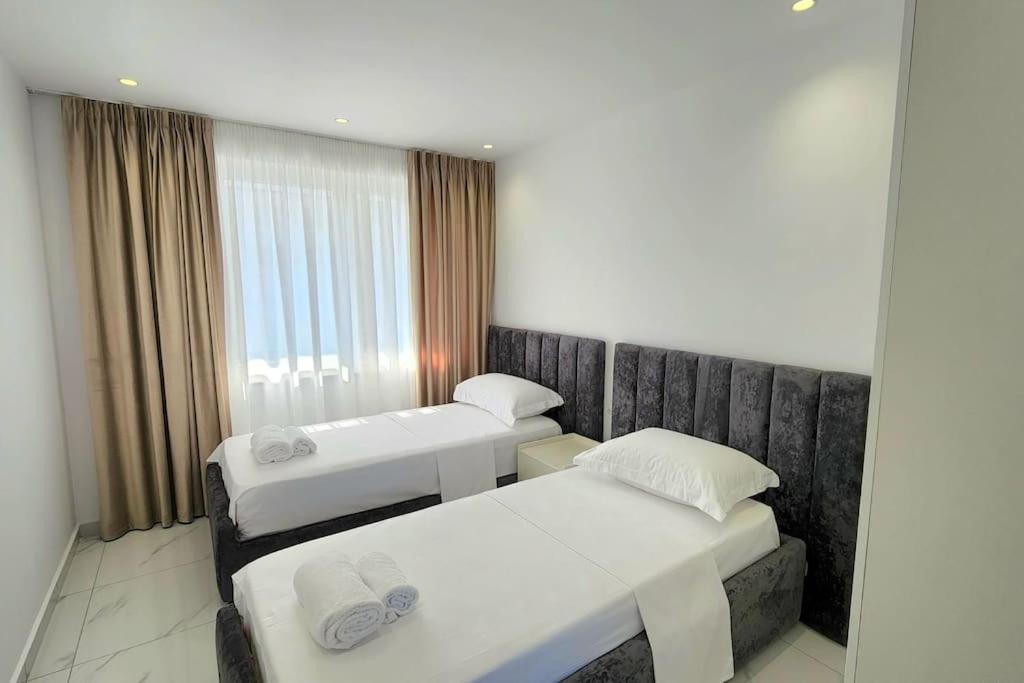 Tirana City Center Penthouse Oasis Exterior photo