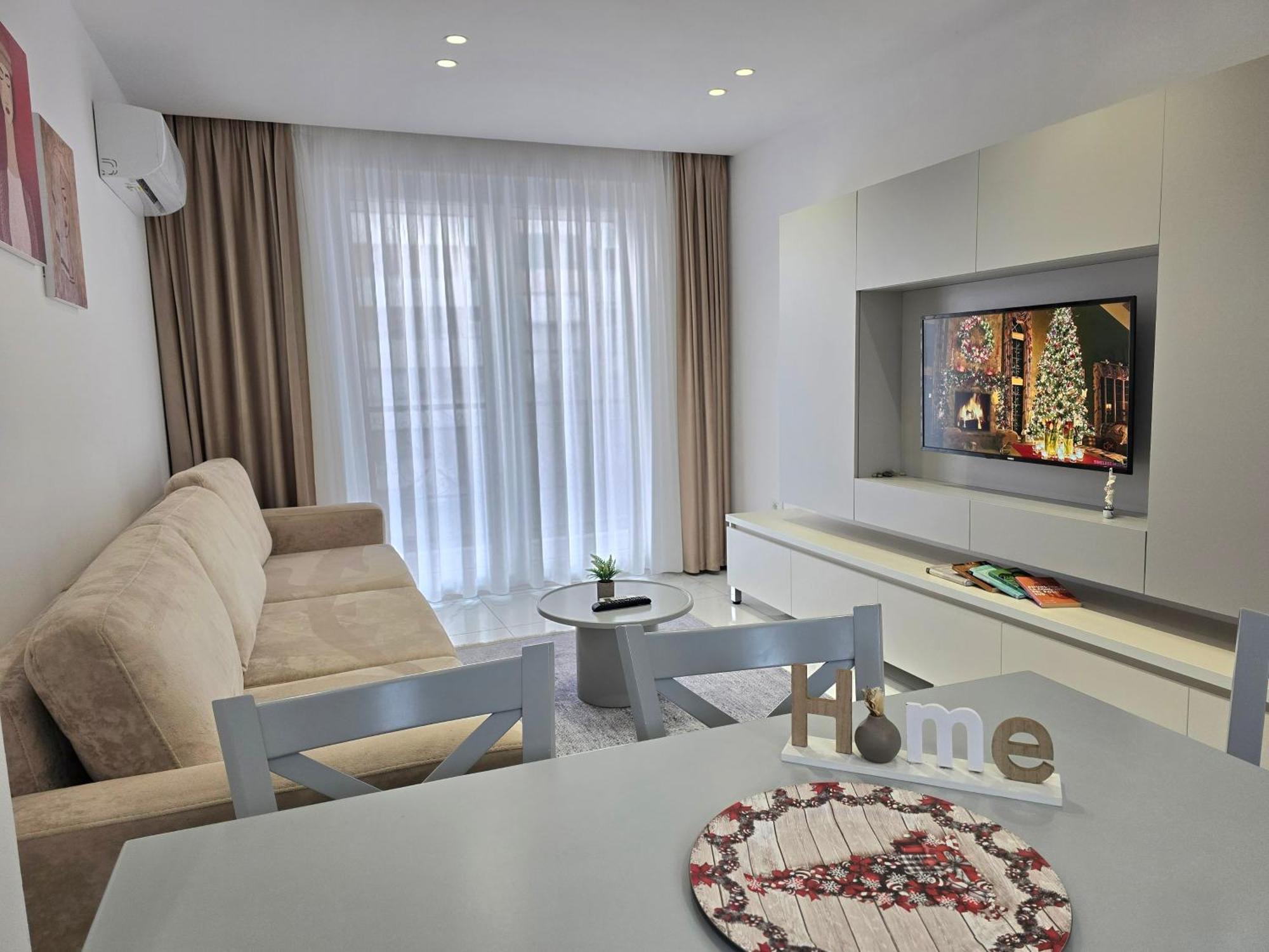 Tirana City Center Penthouse Oasis Exterior photo